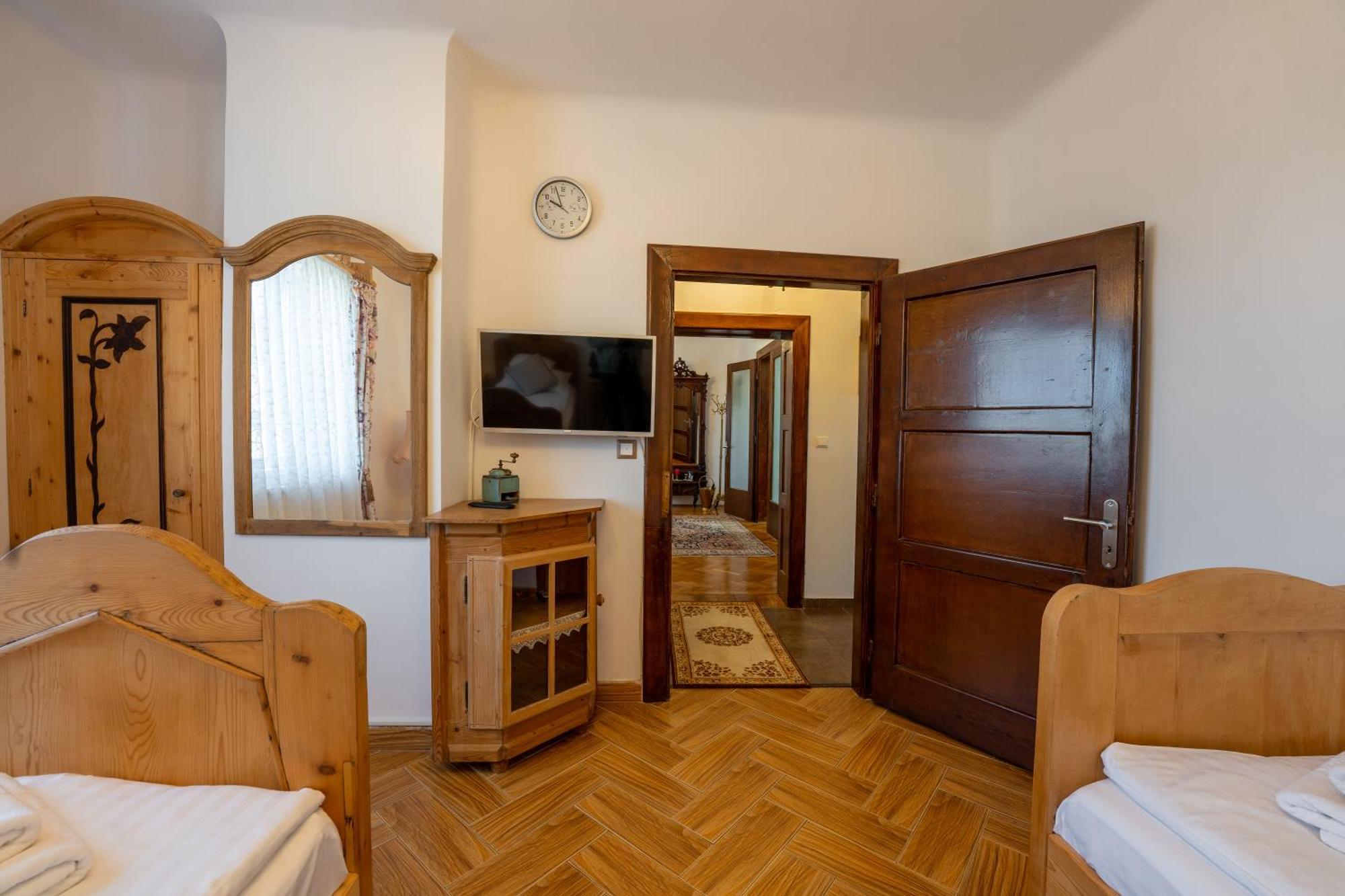 Casa Szabo Acomodação com café da manhã Sighişoara Exterior foto