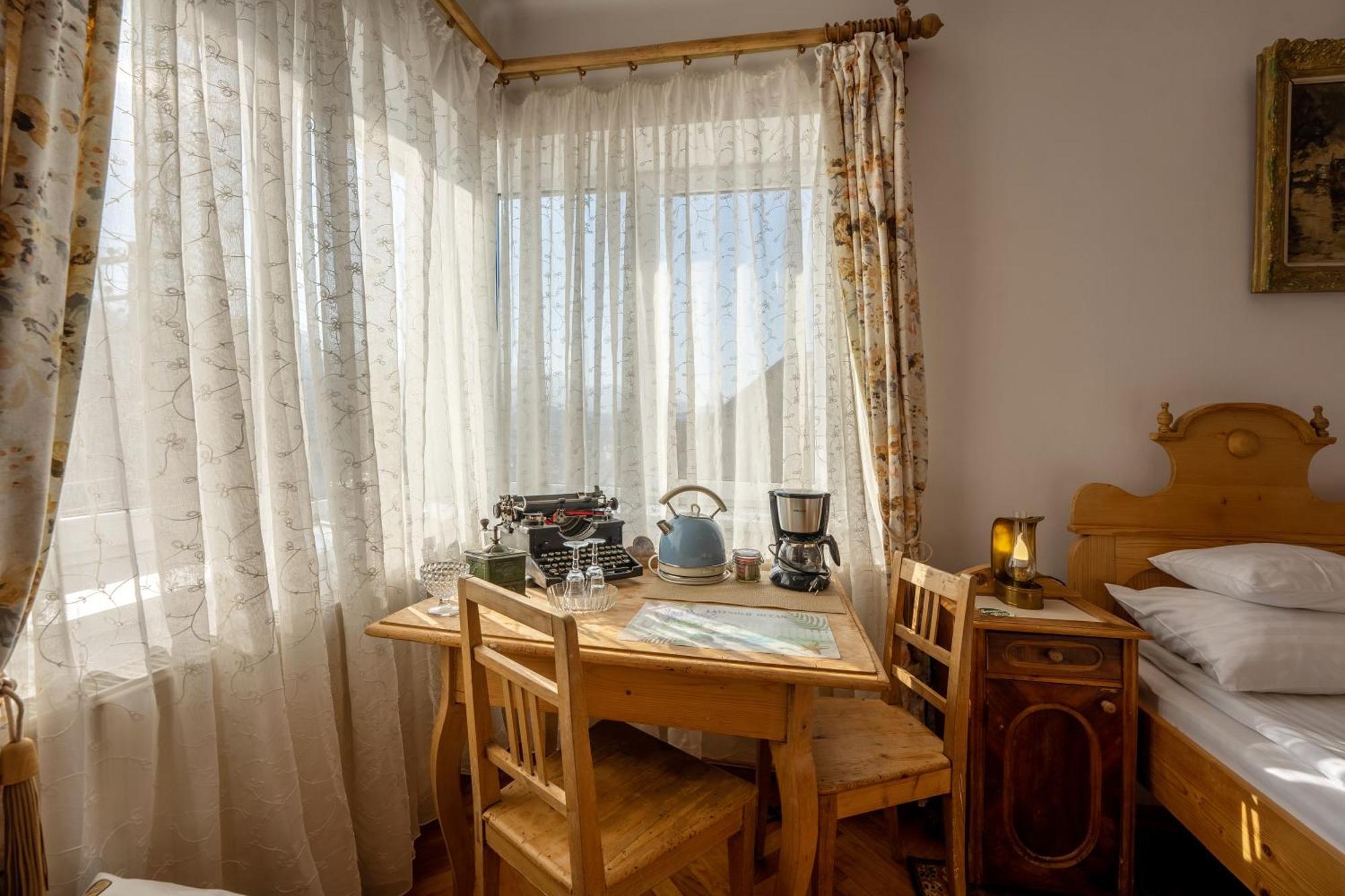 Casa Szabo Acomodação com café da manhã Sighişoara Quarto foto